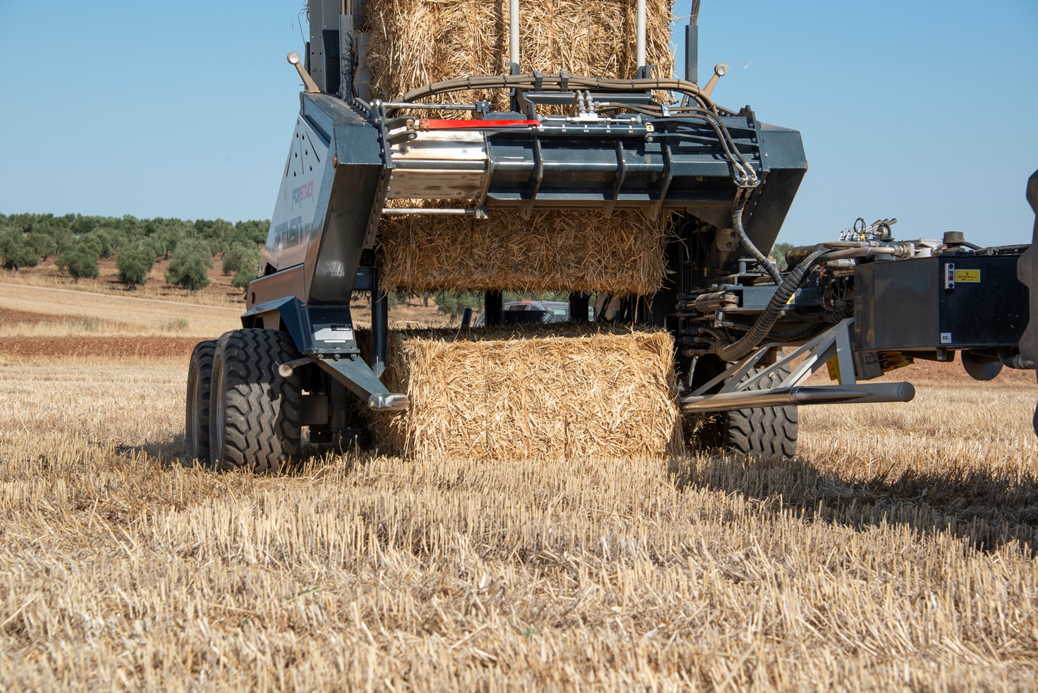 Направляющая для загрузки тюков
